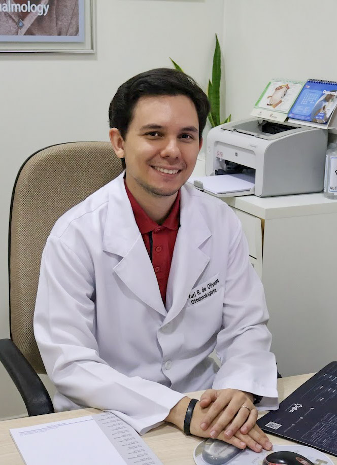 Dr. Yuri Oliveira